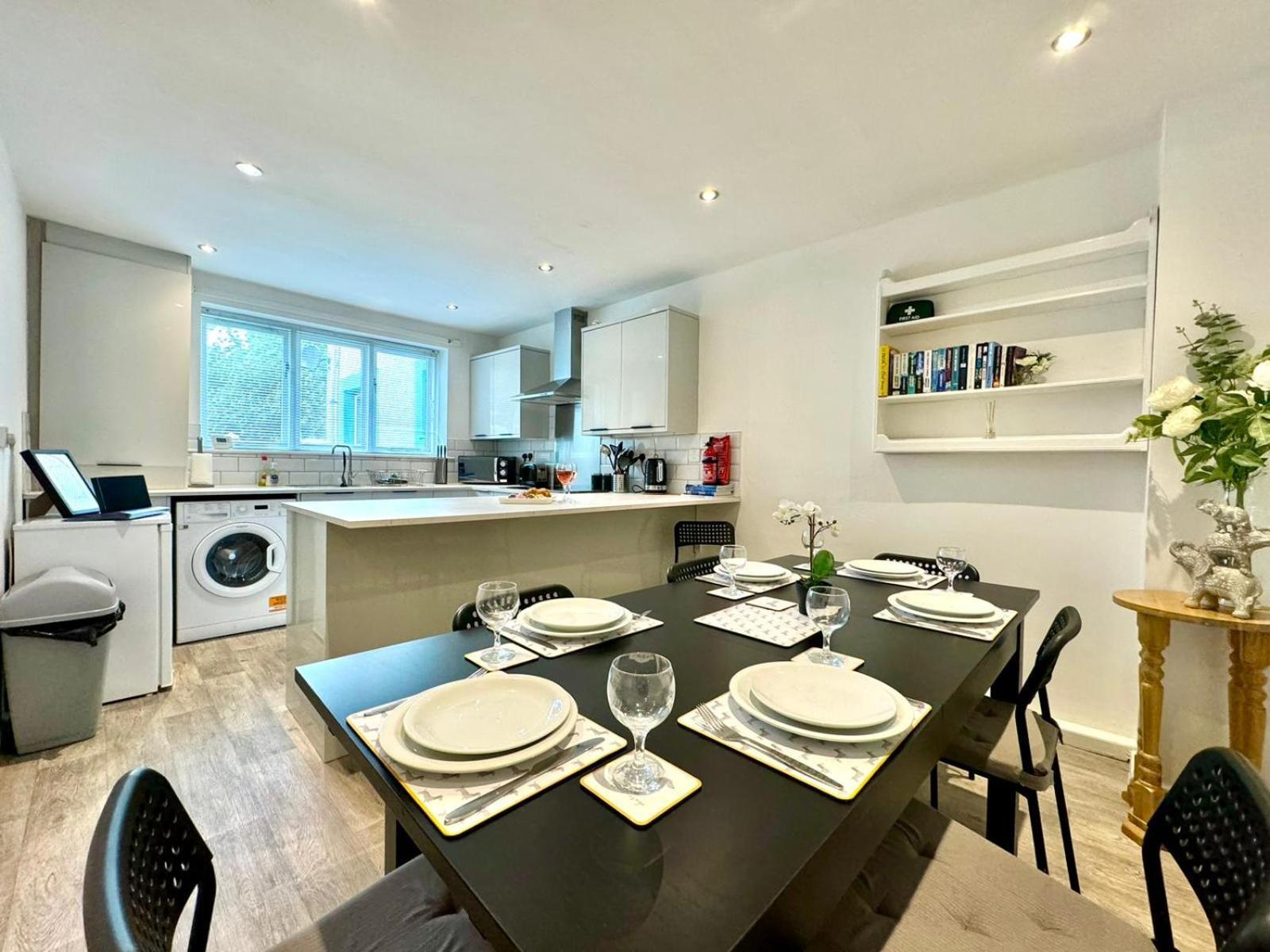 The Alnham, Large 3 Bed Apartment, Close To The City Ньюкасл-апон-Тайн Экстерьер фото