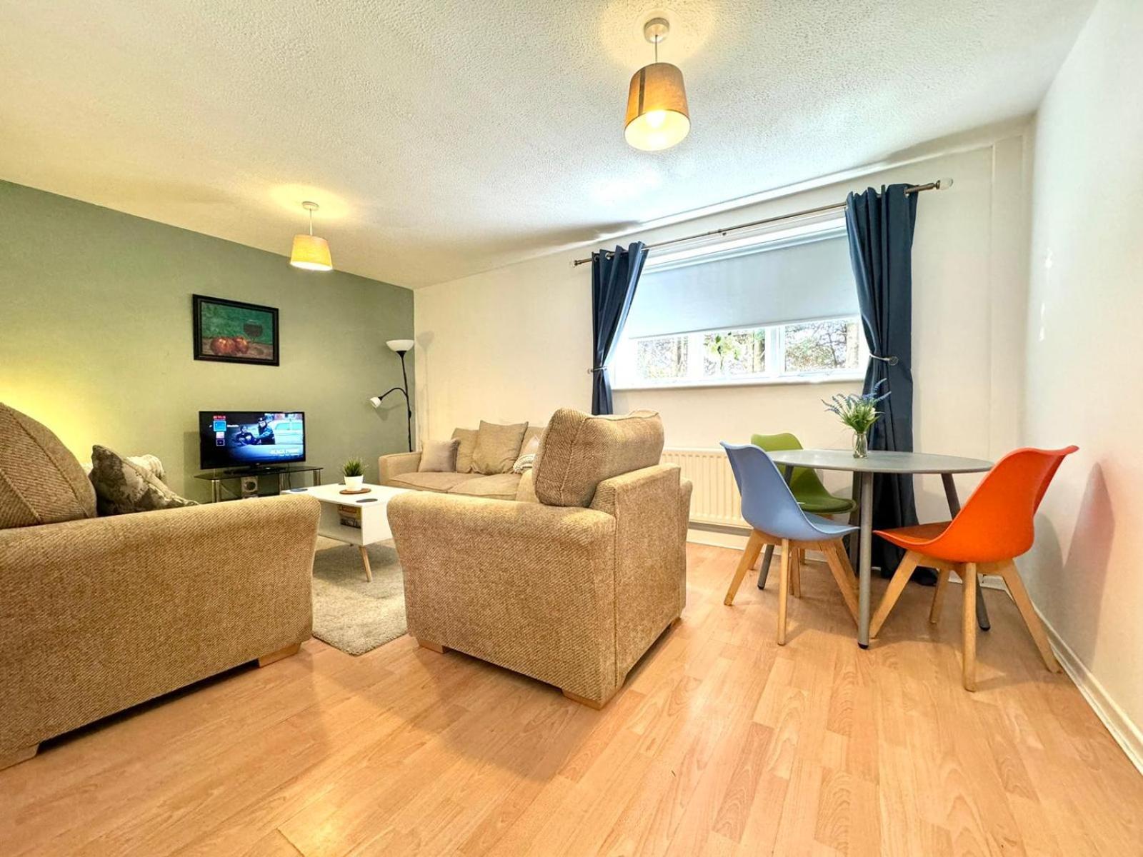 The Alnham, Large 3 Bed Apartment, Close To The City Ньюкасл-апон-Тайн Экстерьер фото