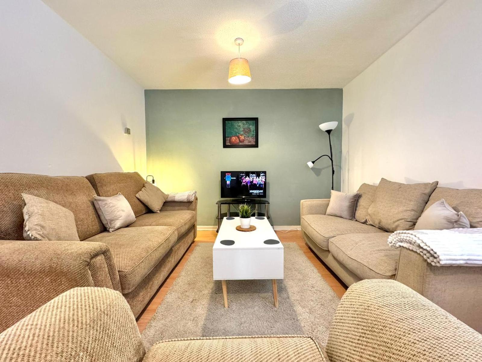 The Alnham, Large 3 Bed Apartment, Close To The City Ньюкасл-апон-Тайн Экстерьер фото